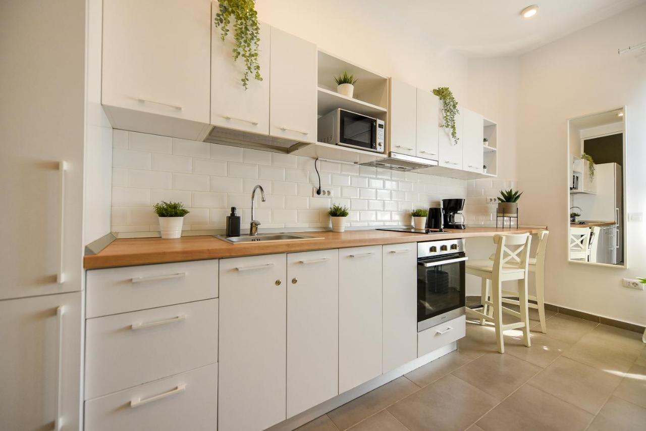 Classy Comfort - Chic Studio On Regina Elisabeta Bucarest Exterior foto